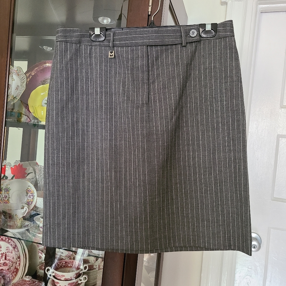 Michael Kors Women's Pin Stripped Knee Length Skirt 14 Classic Business NWOT